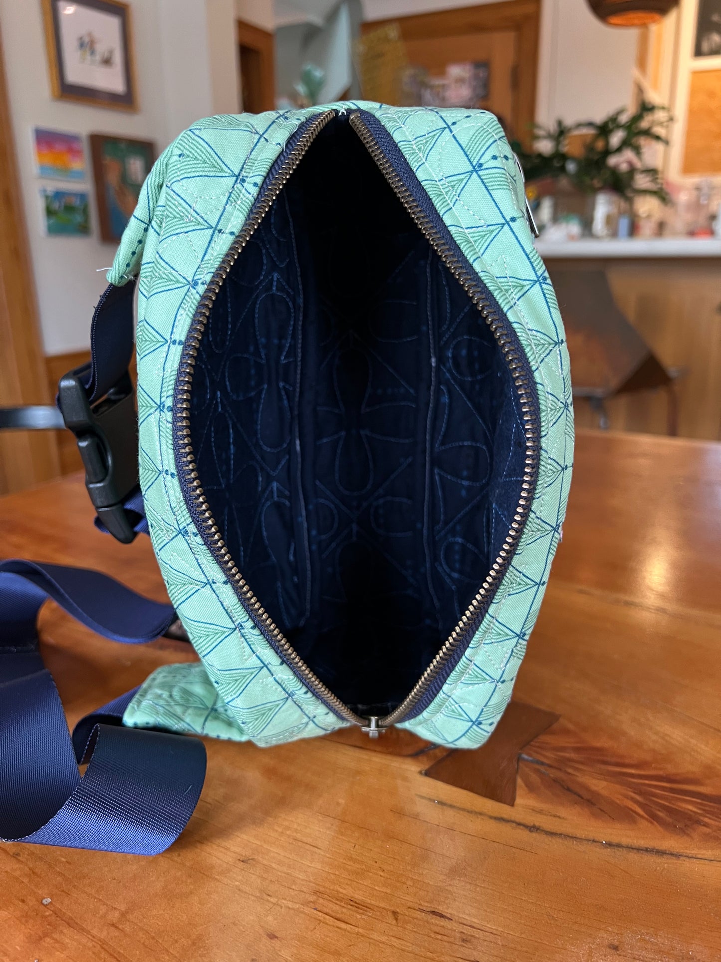 Crossbody Bag: Light Green and Navy Triangle