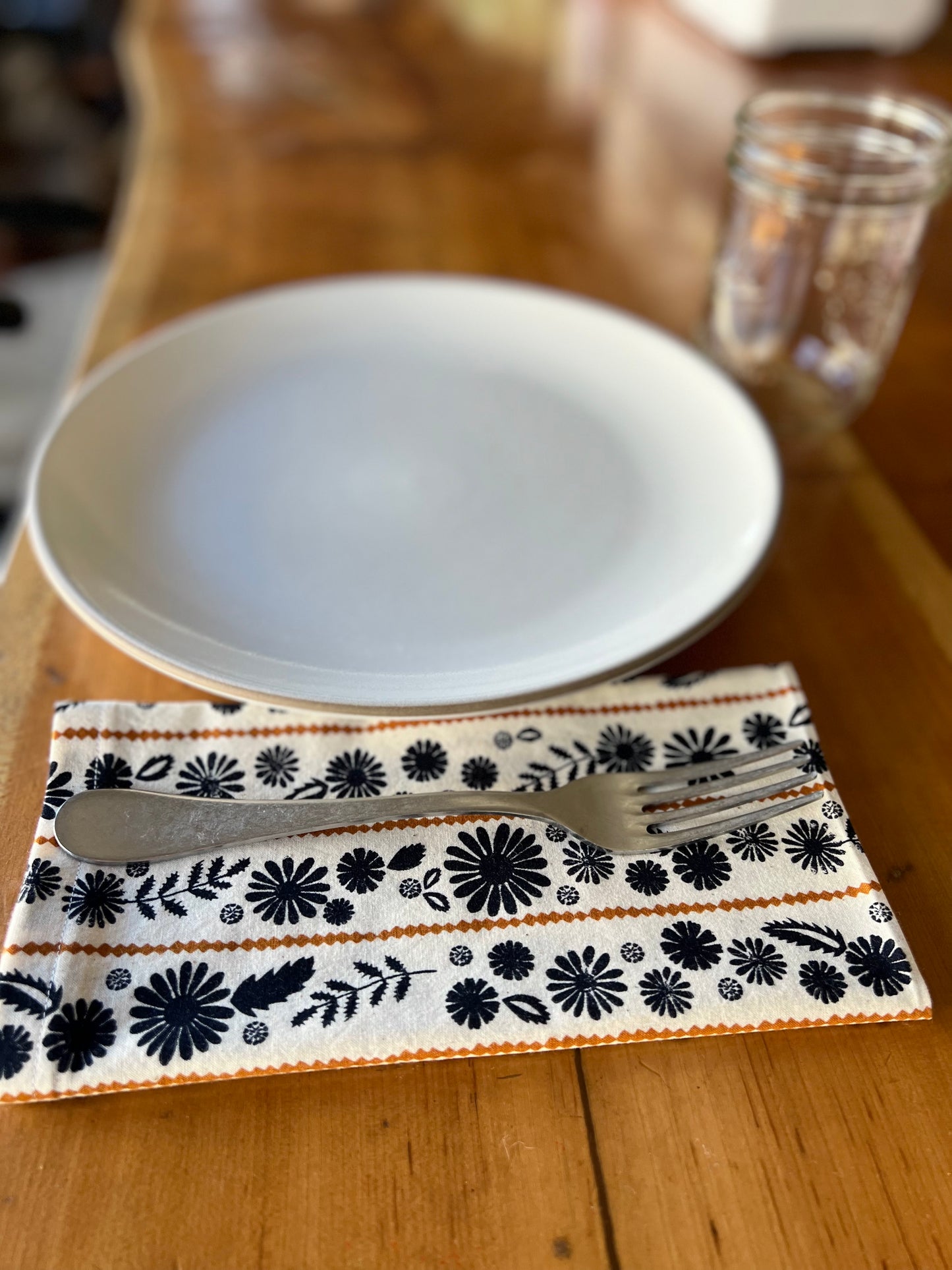 2 Vintage Floral Print Cloth Napkins