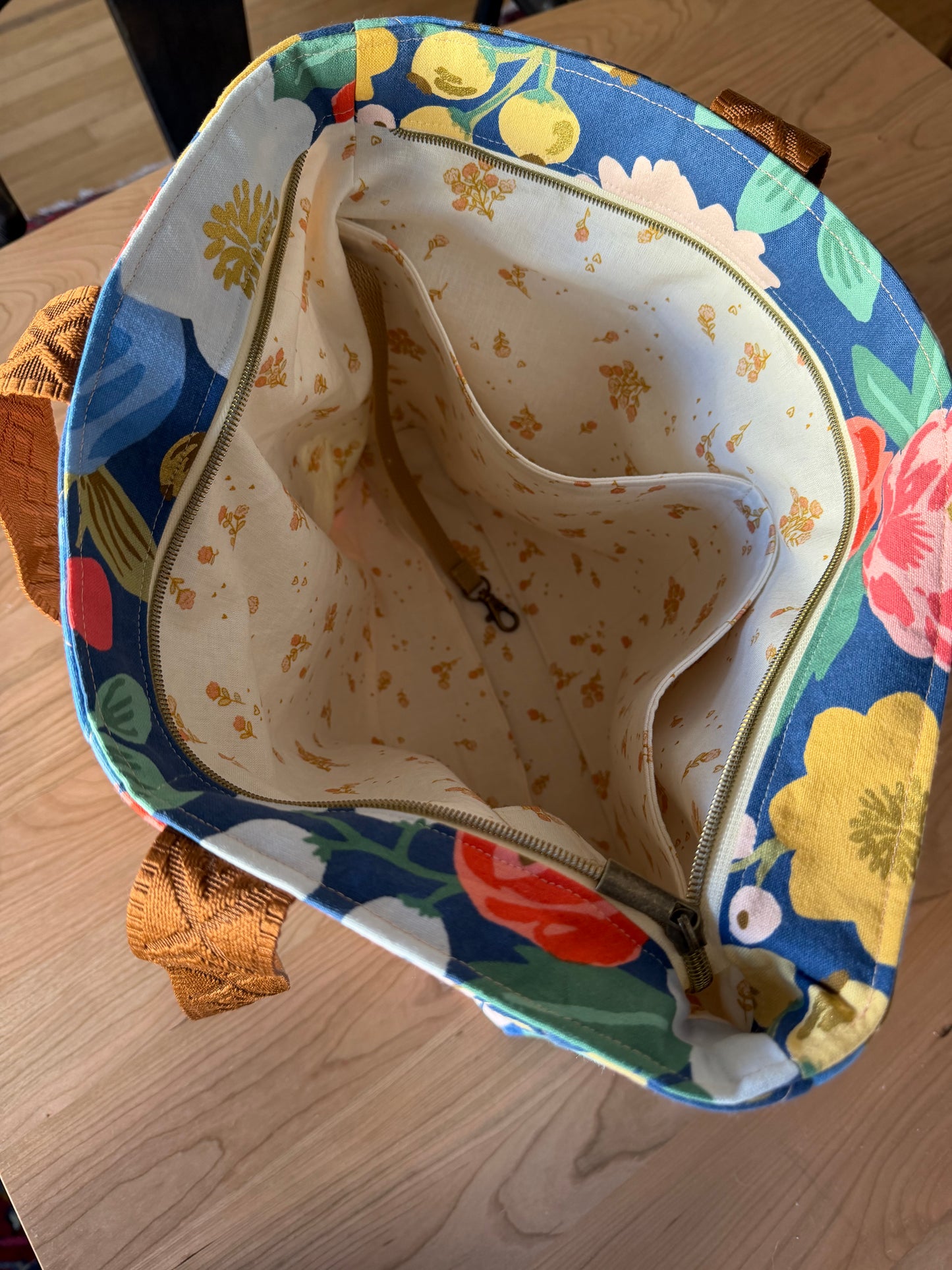 Tote: Large Print Floral