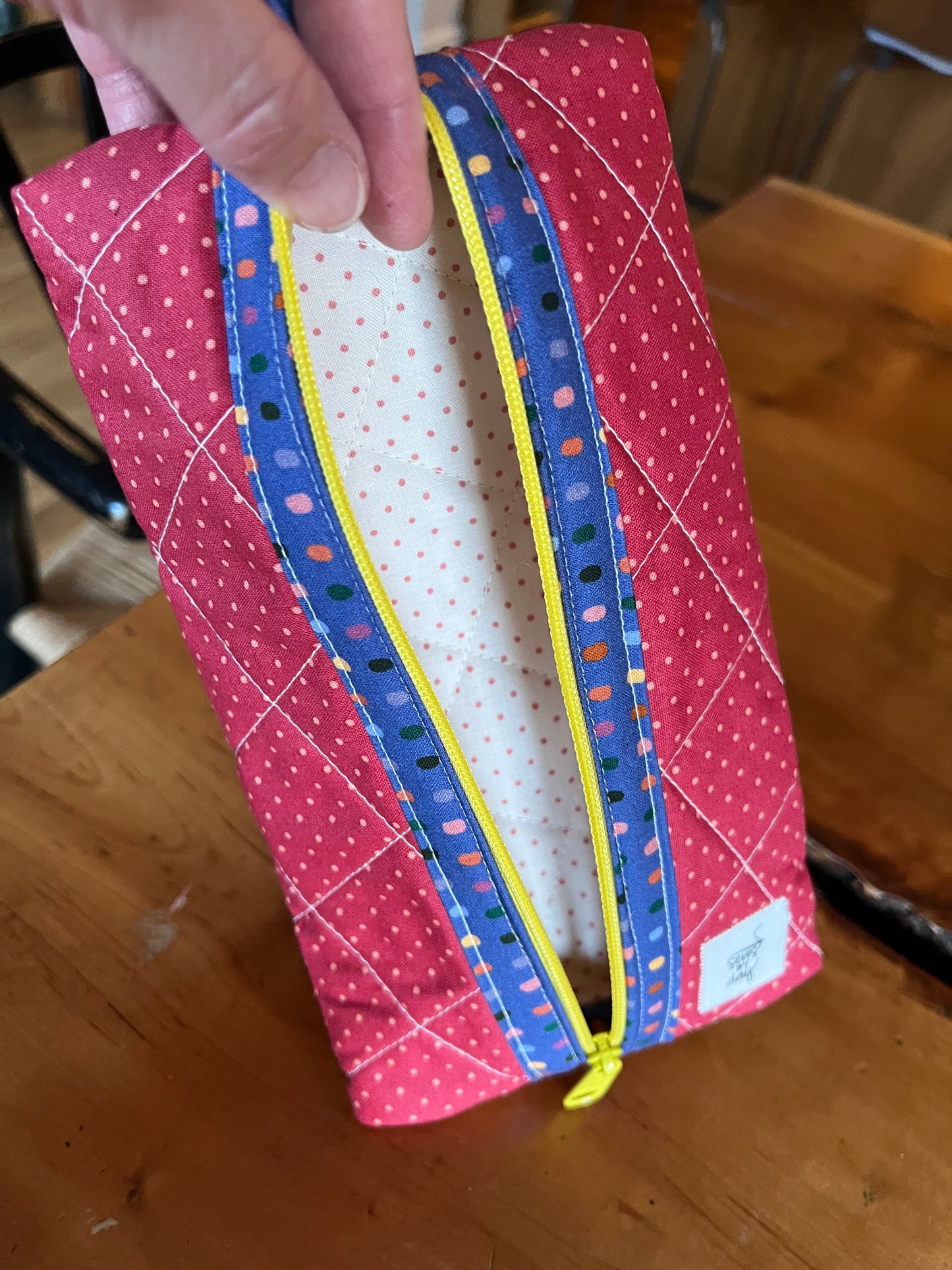 Medium Pouch: Raspberry Dot Purple Confetti Binding