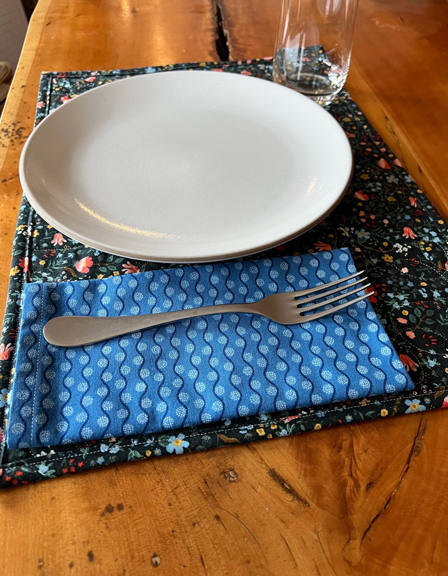 2 Floral Placemats