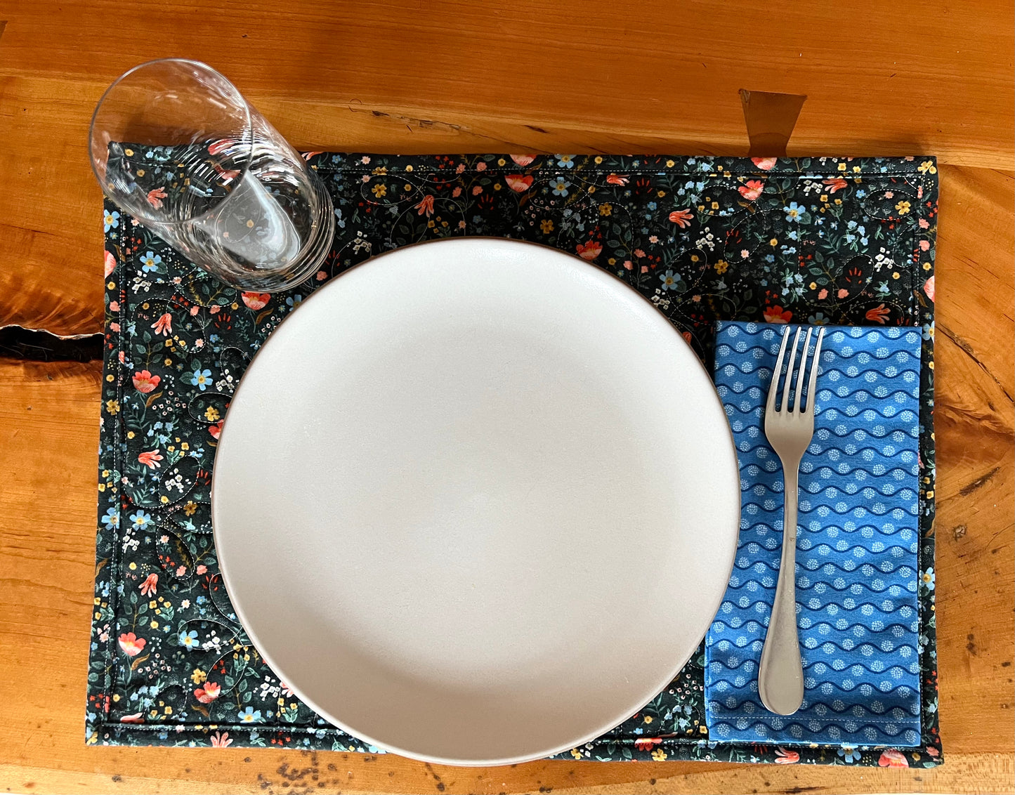 2 Floral Placemats