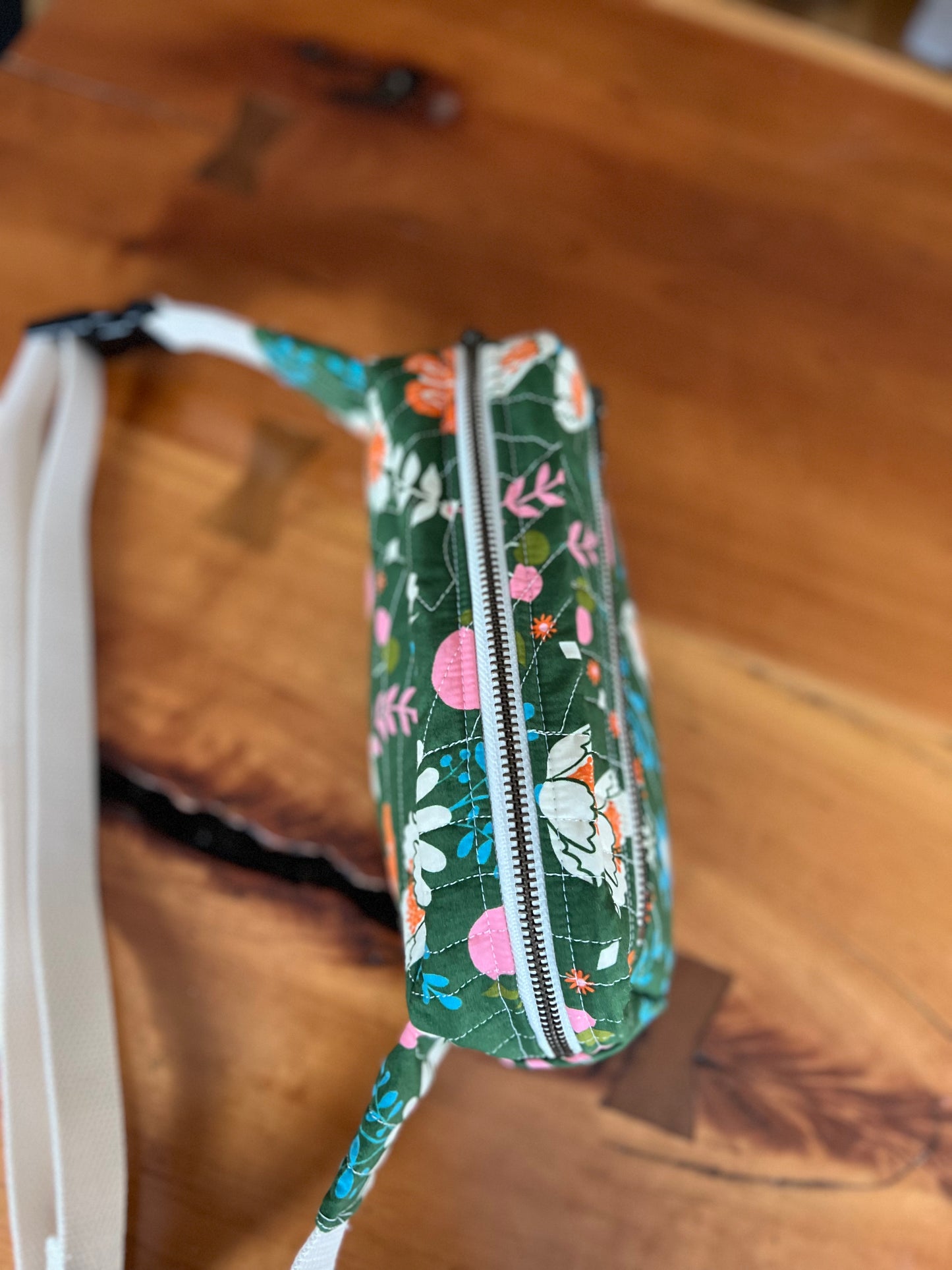 Crossbody Bag: Green Floral