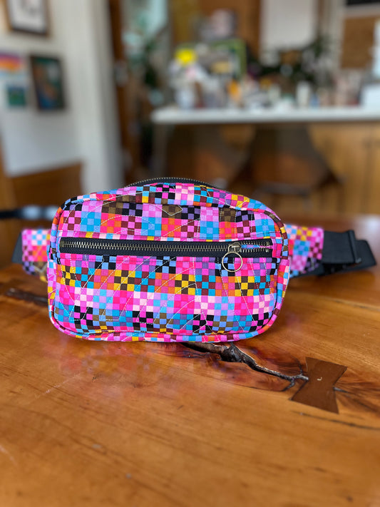 Crossbody Bag: Nine Patch Pink