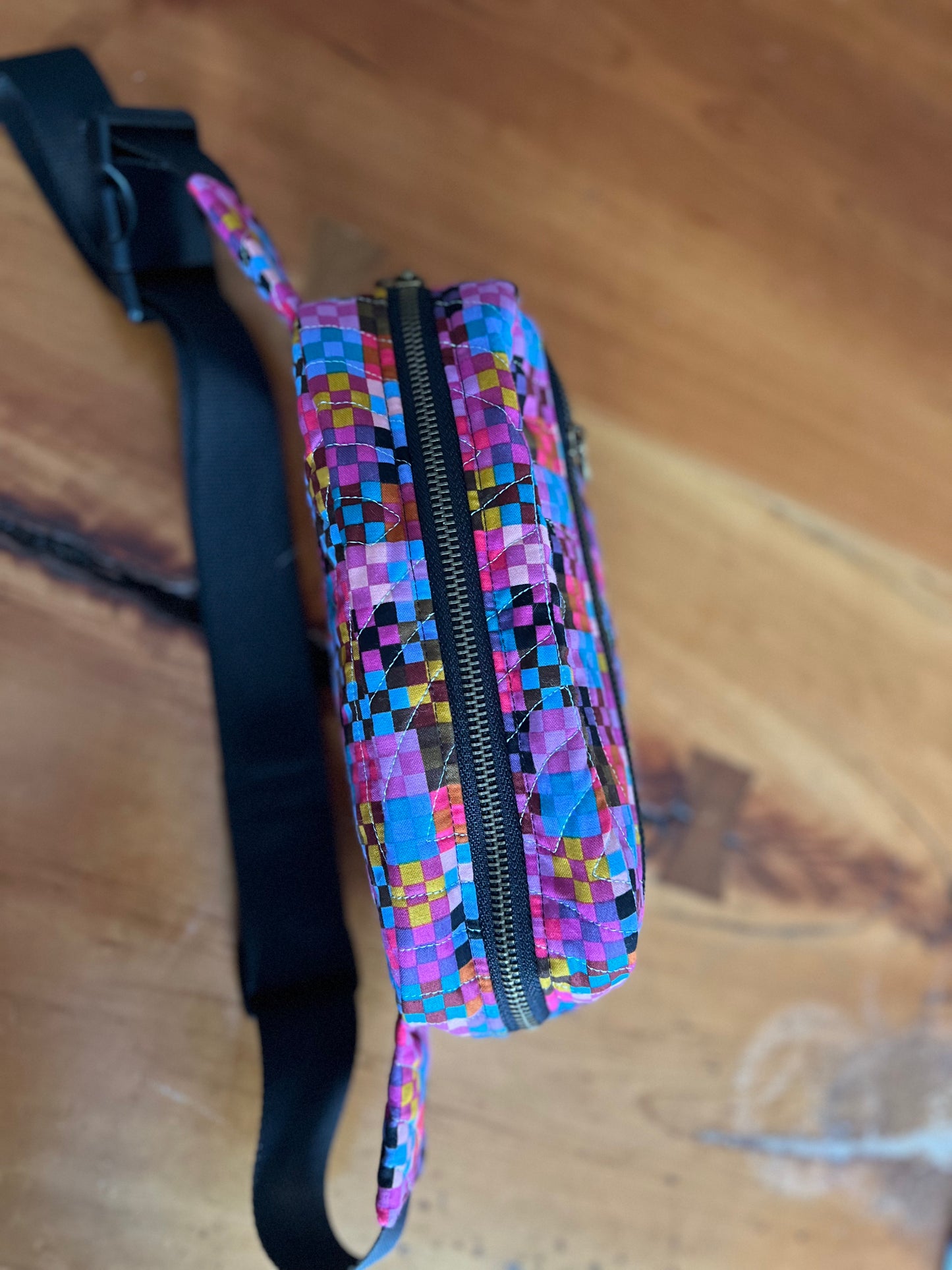 Crossbody Bag: Nine Patch Pink