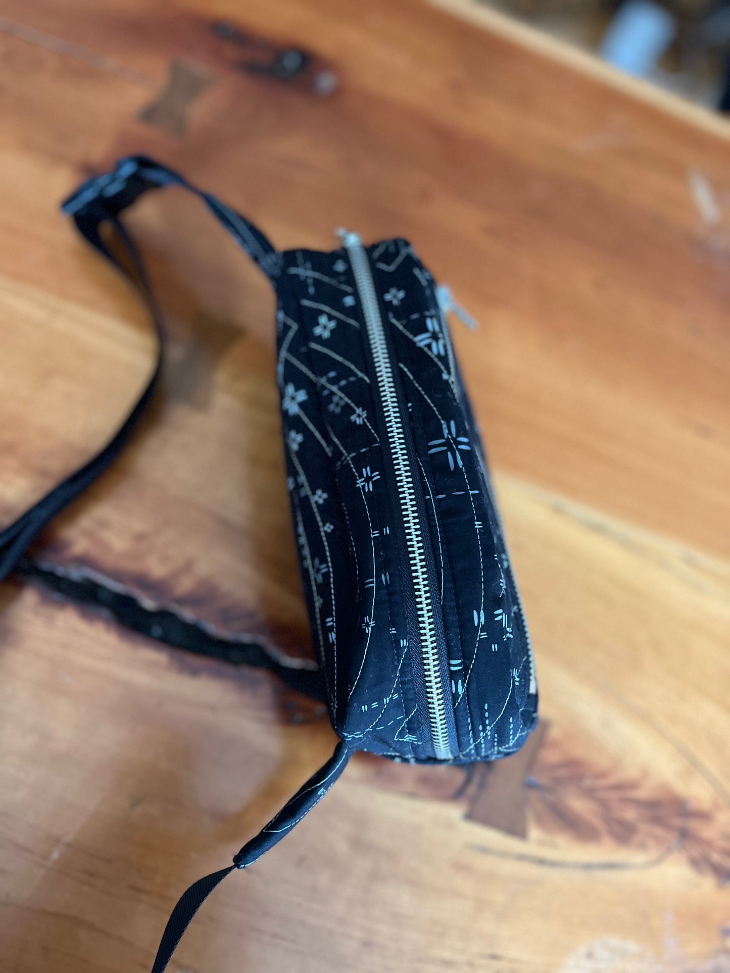 Crossbody Bag: Black
