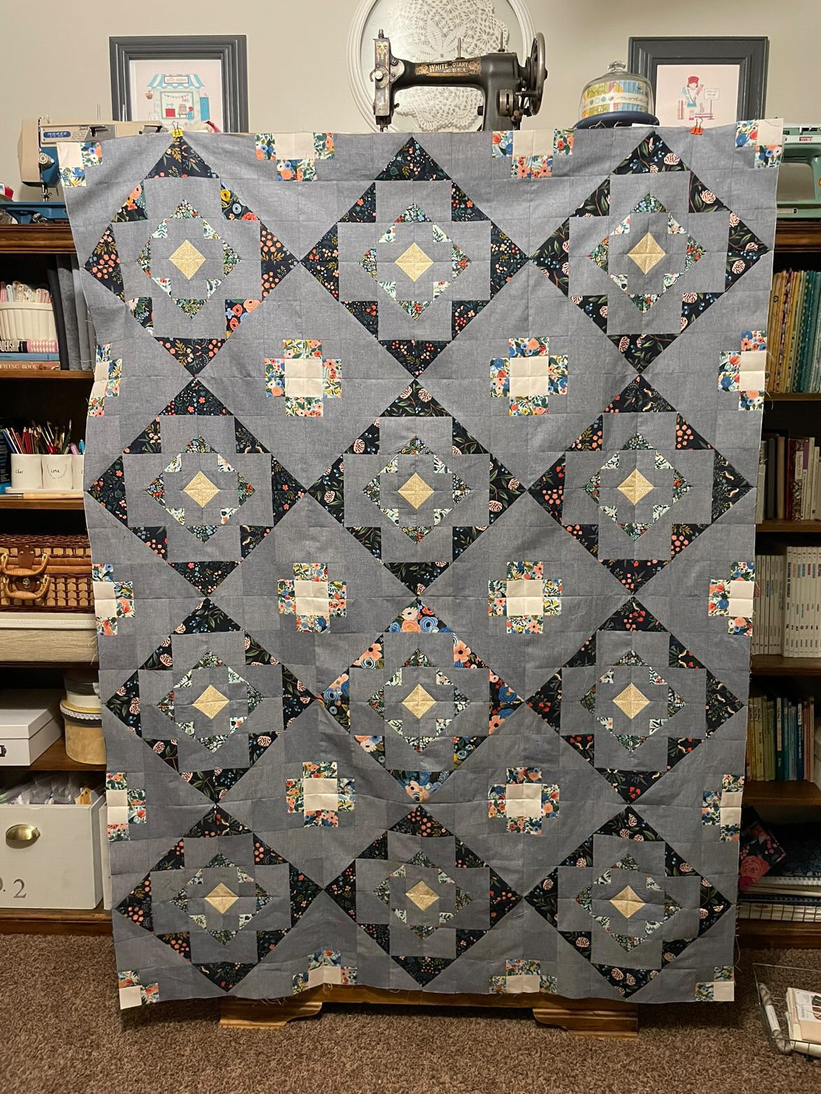 Rainy Day Picnic Quilt : PDF Download